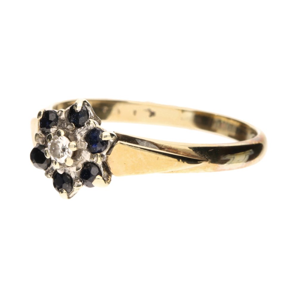 Pre - Owned 9ct Yellow Gold Sapphire & Diamond Star Ring