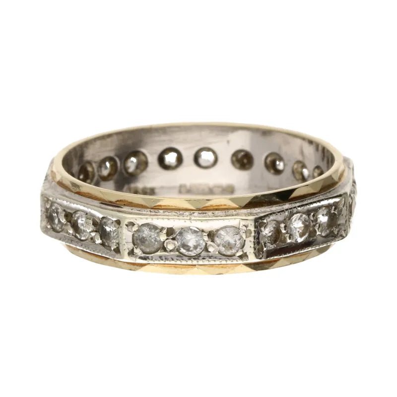 Pre - Owned 9ct Yellow & White Gold Octogonal CZ Band2026W34-25-6