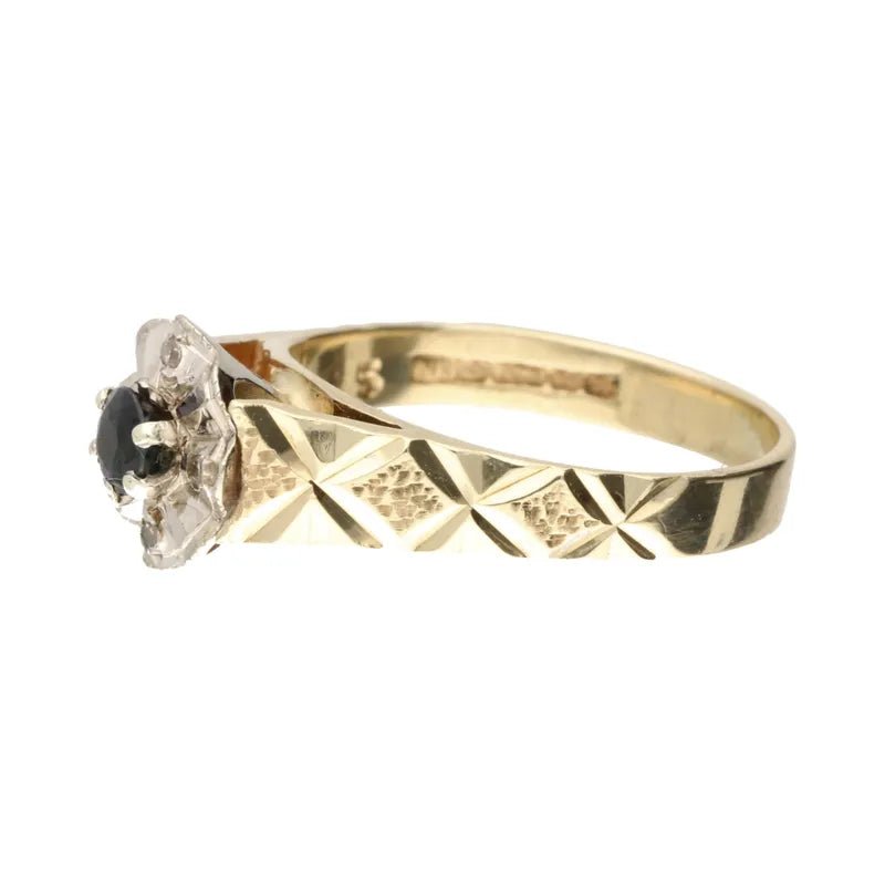 Premium Pre - Owned 9ct Gold Sapphire & Diamond Ring2026W35-27-1