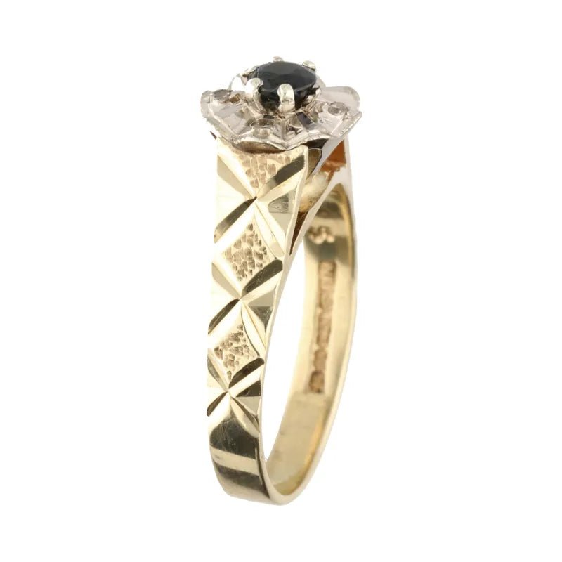 Premium Pre - Owned 9ct Gold Sapphire & Diamond Ring2026W35-27-1