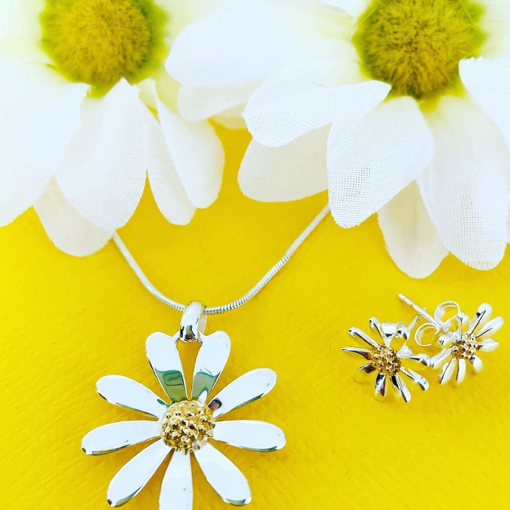 Daisy Necklace 925 Sterling Silver – Potter and Mooch Limited