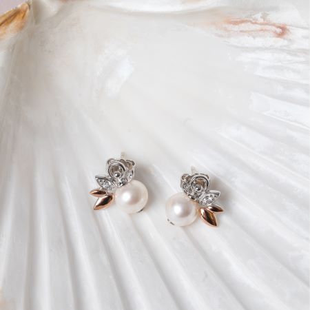 Clogau Lily of the Valley Silver pearl studs 450X450