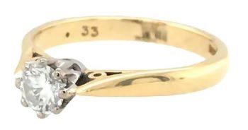 8 prong diamond solitaire engagement ring 0.35ct 18ct yellow gold