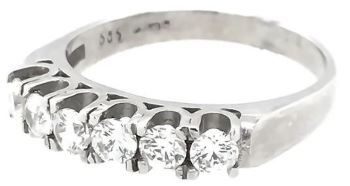 Cubic zirconia 14ct white gold ring
