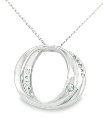 Cubic zirconia circle pendant 9ct white gold