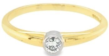 Dimaond Solitaire bezel set engagement ring 18ct yellow gold 0.10ct