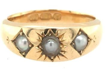 pearl trilogy gypsy ring 18ct yellow gold