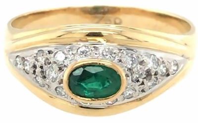 18ct yellow gold emerald diamond cluster set eye ring